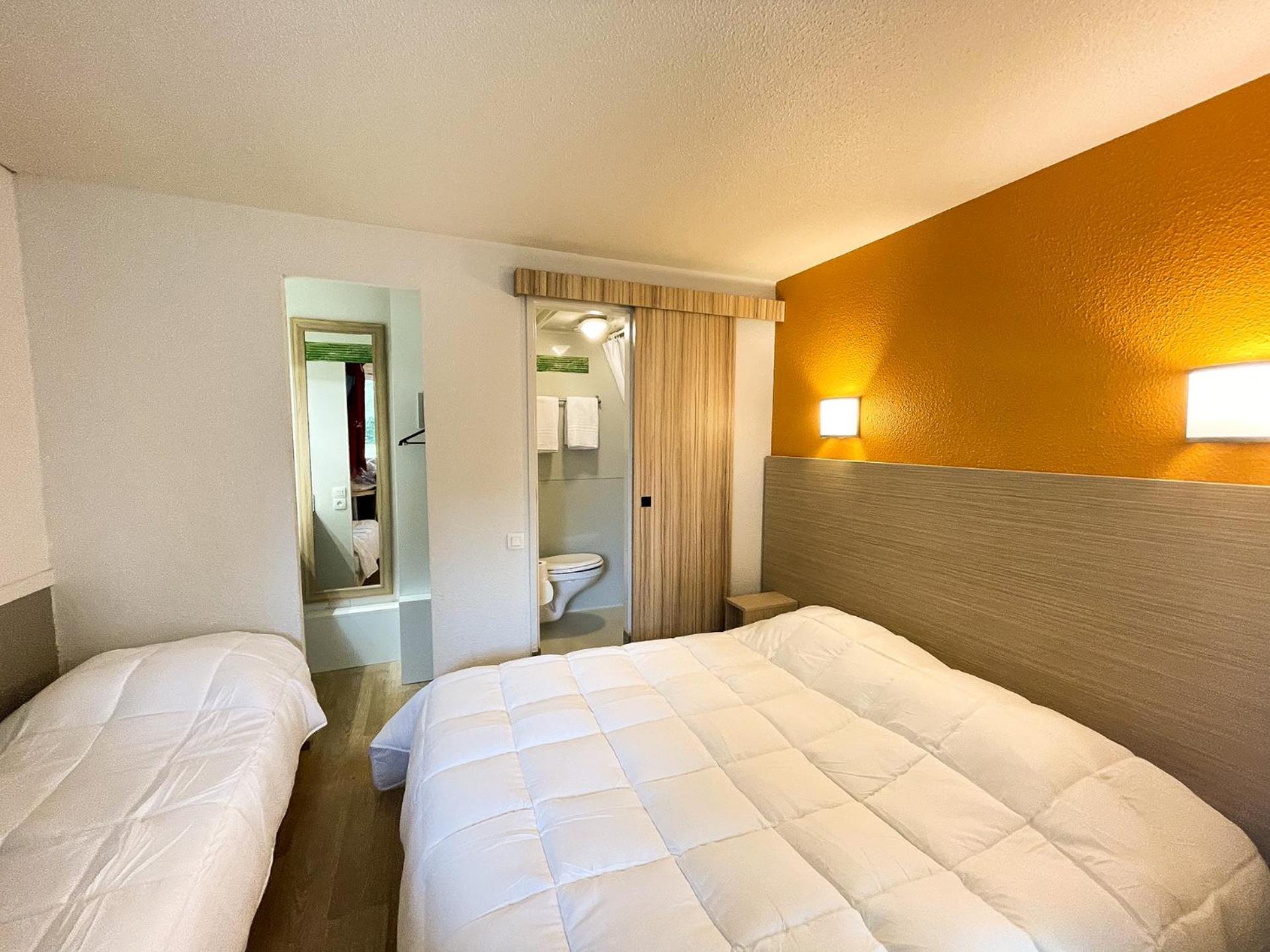 Hotel Du Parc - Chantepie Esterno foto
